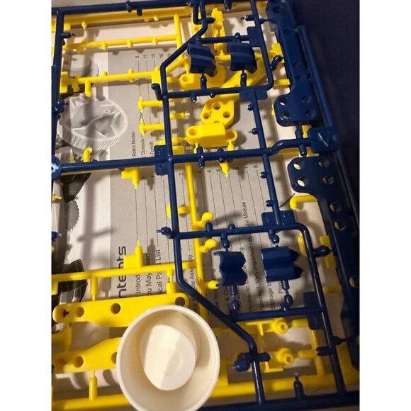 STEM solar robot build and learn - Picture 6 of 10